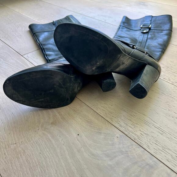 Tall Black Leather Boots - Picture 6 of 8